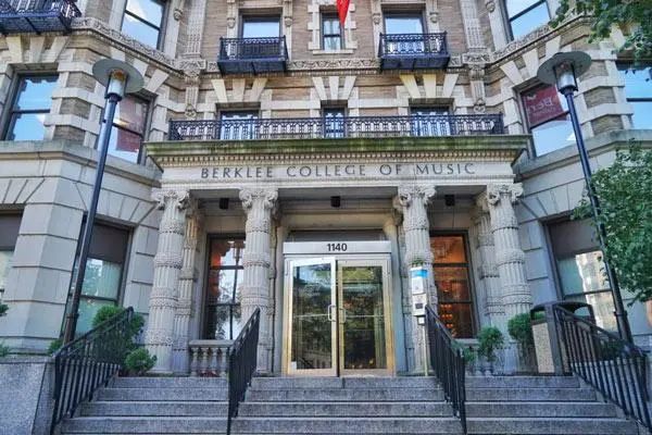 專業(yè)推薦|“熬脫發(fā)”的影視配樂專業(yè)該如何擇校? 專業(yè)推薦|“熬脫發(fā)”的影視配樂專業(yè)該如何擇校?