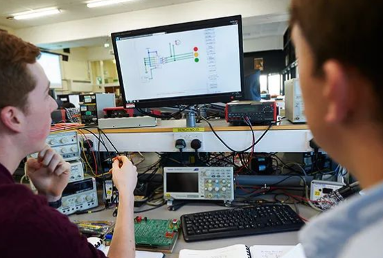 英國利茲音樂學院音樂制作專業(yè)本科介紹 英國利茲音樂學院音樂制作專業(yè)本科介紹