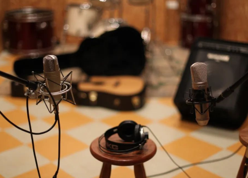 音樂生應(yīng)該怎么選擇綜合大學(xué)和獨立院校？