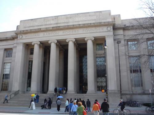 美國著名十大名校排行榜，哈佛第4麻省理工僅排第2，第一名是它！