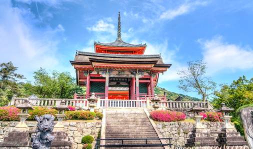 日本留學(xué)一年5萬夠嗎?日本留學(xué)費用是多少?