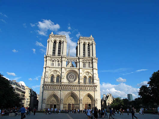 2024法國移民條件有哪些？盤點法國購房移民條件政策和流程優勢！