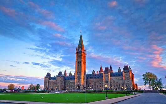 加拿大綠卡有什么用，2023年最新政策申請條件解析