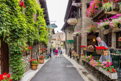 2024移民海外選法國，享受歐洲慢生活