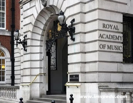 英國聲樂表演專業院校排名