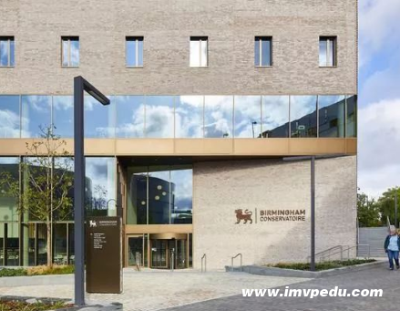 想學音樂哪個國外學校好