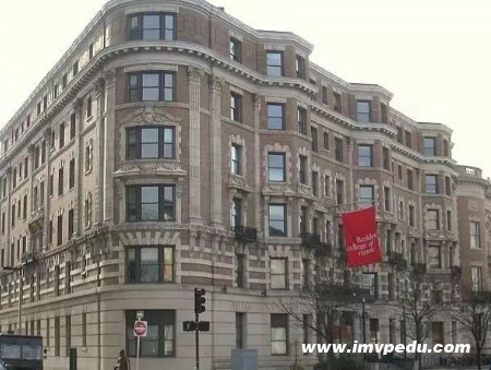 美國洛杉磯音樂學院和伯克利那個好