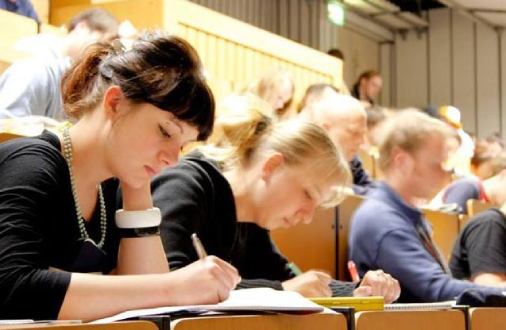 移民德國(guó)的好處之一:孩子能夠享受到健全的教育制度