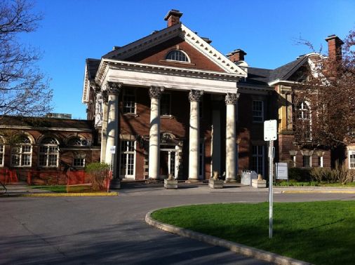 加拿大的移民機構怎么篩選?從哪些方面進行考慮?