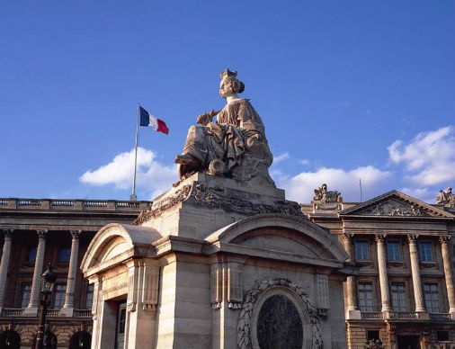 法國移民條件相對簡單，是廣大投資移民者的優選國家